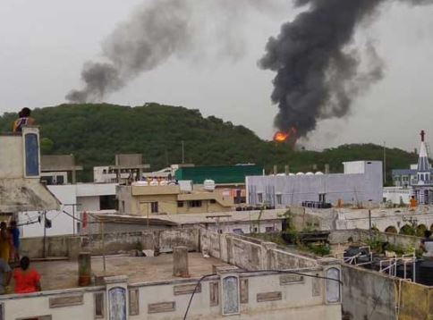 hpcl fire accident
